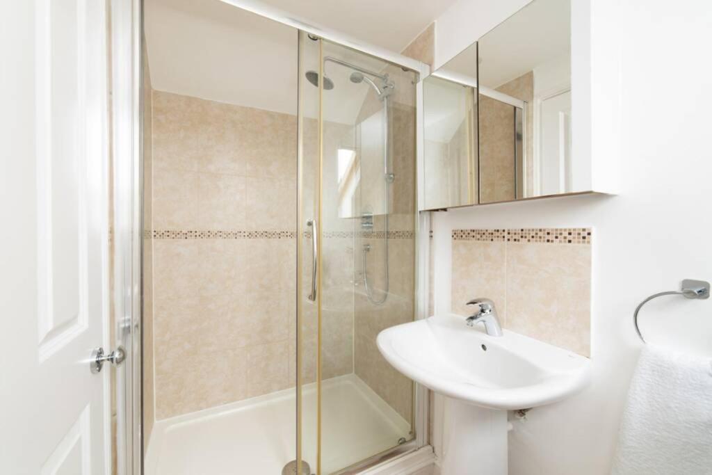 Aderta Stylish House Villa Poole Kültér fotó